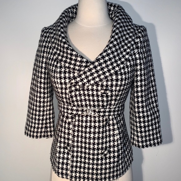 Gorgeous neckline jacket Arden B w/crystals on Belt - Picture 5 of 8